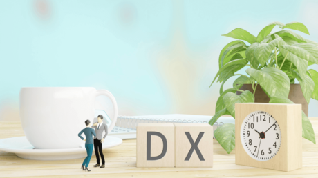 事例で学ぶ　小売業×DX